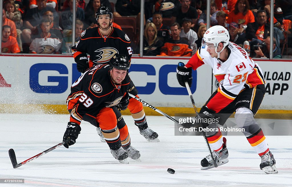 Calgary Flames v Anaheim Ducks - Game Two