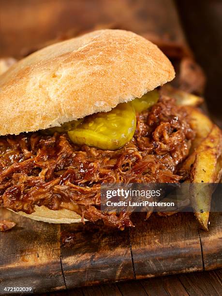 pulled pork sandwich - bbq pulled pork stock pictures, royalty-free photos & images