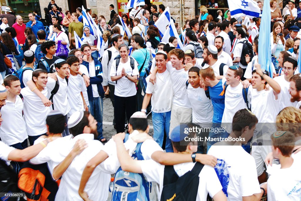 Dancing for the Independence of Israel.