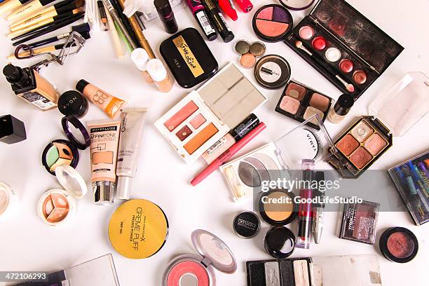 cosmetic products - beauty editorial stock pictures, royalty-free photos & images