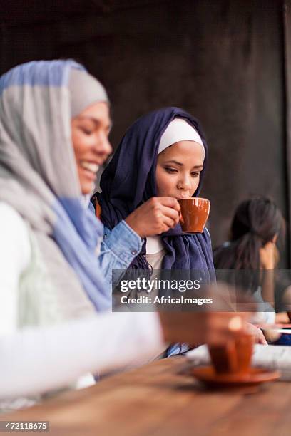 Mouslam Tea Muslim Women Drinking Tea Photos and Premium High Res Pictures - Getty ...