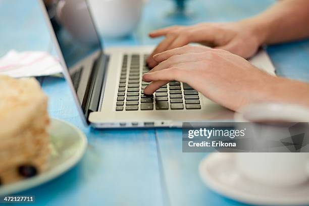 macbook pro retina - macbook business stock pictures, royalty-free photos & images