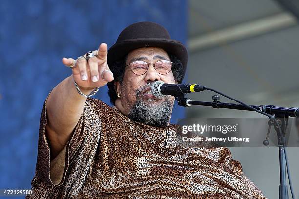 Singer "Big Al" Carson performs at New Orleans Jazz & Heritage Festival at Fair Grounds Race Course on May 3, 2015 in New Orleans, Louisiana.