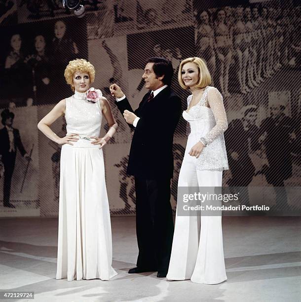 "Italian showgirl, singer, dancer, actress and TV presenter Raffaella Carr presenting the TV variety show Milleluci with Italian singer Mina and...