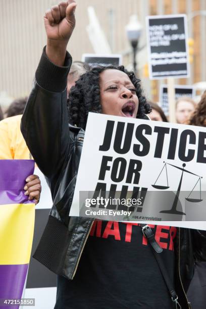 baltimore protestare contro la violenza della polizia - 2015 baltimore police protests foto e immagini stock