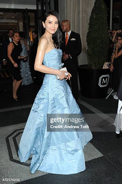 Gao Yuanyuan departs The Mark Hotel for the Met Gala at the Metropolitan Museum of Art on May 4, 2015 in New York City.