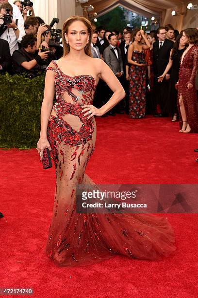 Jennifer Lopez attends the "China: Through The Looking Glass" Costume Institute Benefit Gala at the Metropolitan Museum of Art on May 4, 2015 in New...
