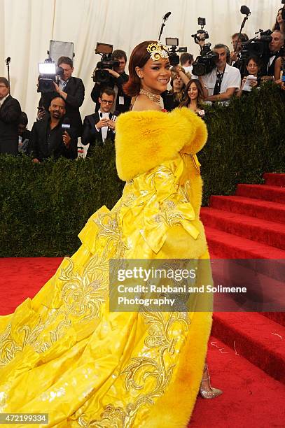 Rihanna arrives at "China: Through The Looking Glass" Costume Institute Benefit Gala at the Metropolitan Museum of Art on May 4, 2015 in New York...