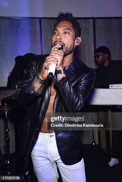 Miguel performs at Michael Kors and iTunes After Party at The Mark Hotel on May 4, 2015 in New York City.