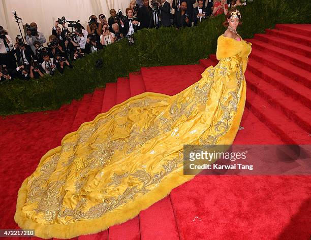 Rihanna attends the "China: Through The Looking Glass" Costume Institute Benefit Gala at Metropolitan Museum of Art on May 4, 2015 in New York City.