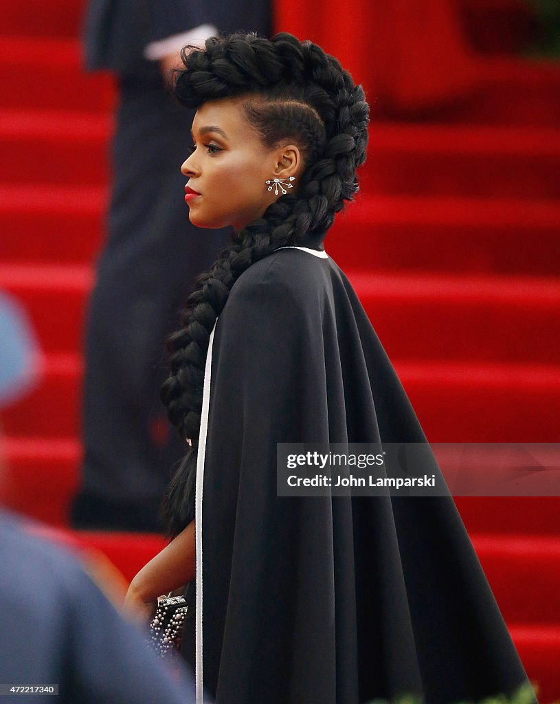 "China: Through The Looking Glass" Costume Institute Benefit Gala - Outside Arrivals