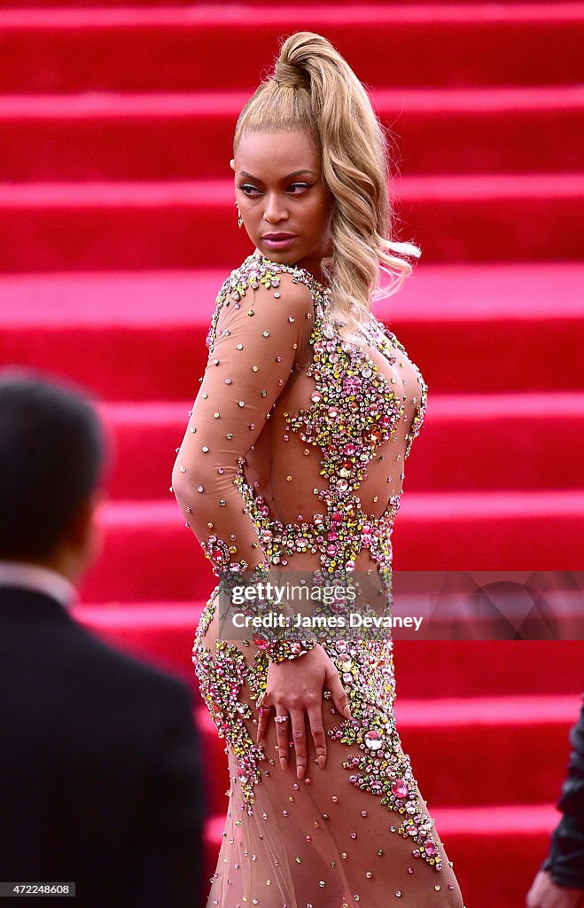 "China: Through The Looking Glass" Costume Institute Benefit Gala - Outside Arrivals