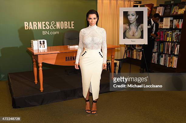 Kim Kardashian signs copies of her new book "Kim Kardashian West: Selfish" at Barnes & Noble, 5th Avenue on May 5, 2015 in New York City.