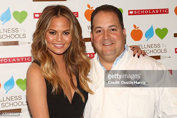 Chrissy Teigen and Josh Capon attend the Wellness In The Schools 10th Anniversary Gala at Riverpark on May 5, 2015 in New York City.