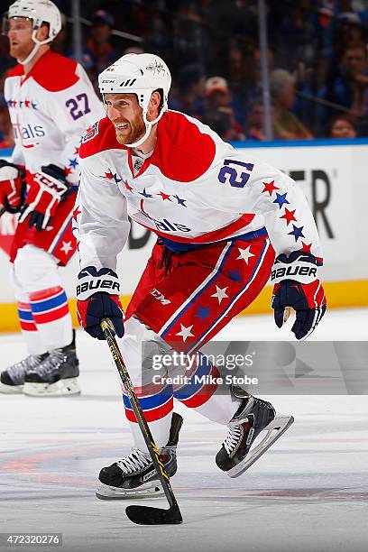 Brooks Laich of the Washington Capitals skates against the New York Islanders during Game Three of the Eastern Conference Quarterfinals during the...