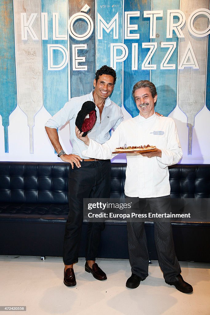 Bullfighter Oscar Higares Presents Matador Pizza