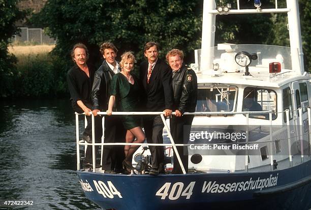 "Jürgen Schmidt, Mark Keller, Anne Kasprik, Bernd Stephan, Michael Hanemann, ARD-Krimi-Serie ""Einsatz für Lohbeck"" am in Duisburg, Deutschland. "