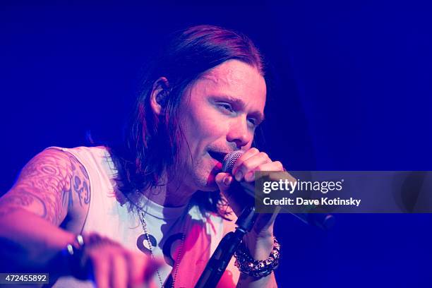 Myles Kennedy and Slash perform for the "Slash featuring Myles Kennedy and The Conspirators concert" at Terminal 5 on May 7, 2015 in New York City.