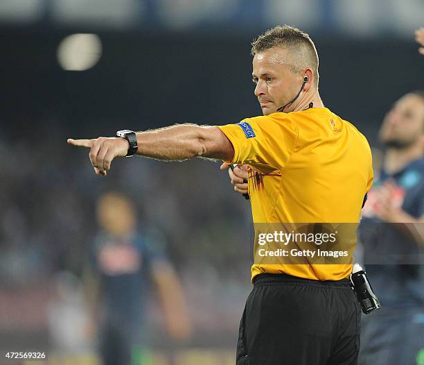 Referee Svein Oddvar Moen during the UEFA Europa League Semi Final between SSC Napoli and FC Dnipro Dnipropetrovsk on May 7, 2015 in Naples, Italy.