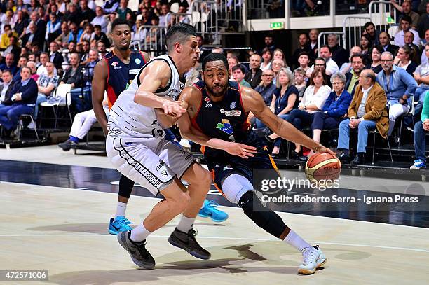 Austin Freeman of Acea competes with Simone Fontecchio of Granarolo during the LegaBasket of serie A match between Virtus Granarolo Bologna and Acea...