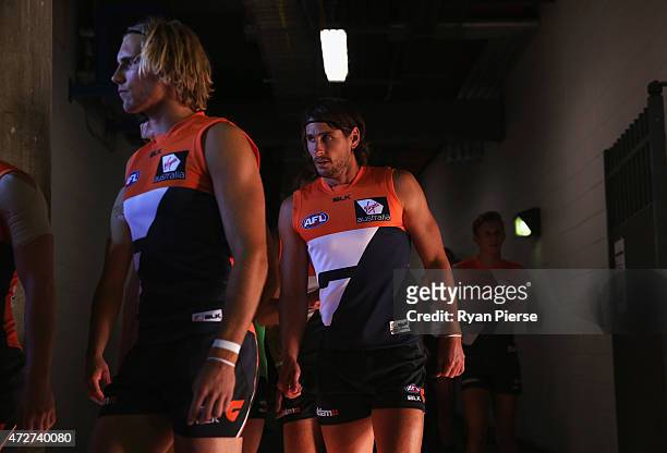 Ryan Griffen of the Giants walks out on the ground during the round six AFL match between the Greater Western Giants and the Hawthorn Hawks at...