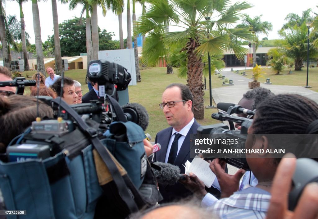 FRANCE-OVERSEAS-HOLLANDE-CESAIRE