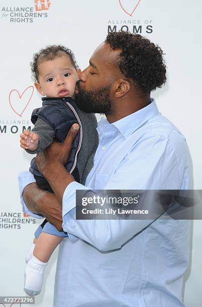 Professional basketball player Baron Davis attends Alliance Of Moms Giant Playdate on May 9, 2015 in Los Angeles, California.