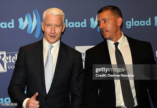 Anderson Cooper and Benjamin Maisani attend the 26th Annual GLAAD Media Awards at The Waldorf Astoria on May 9, 2015 in New York City.