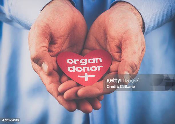 recordatorio de la importancia de ser un órgano donante - transplant surgery fotografías e imágenes de stock