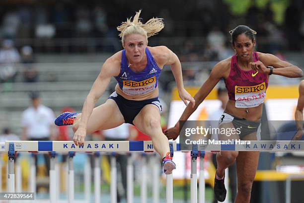 Sally Pearson competes in W100mH during the Seiko Golden Grand Prix Tokyo 2015 at Todoroki Stadium on May 10, 2015 in Kawasaki, Japan.