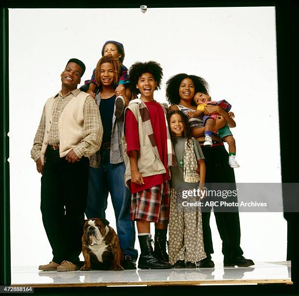 Cast Gallery - Shoot Date: July 24, 1994. L-R: RALPH LOUIS HARRIS;WILBUR THE DOG;JOJO SMOLLETT;JAKE SMOLLETT;JUSSIE SMOLLETT;JURNEE SMOLLETT;JAZZ...