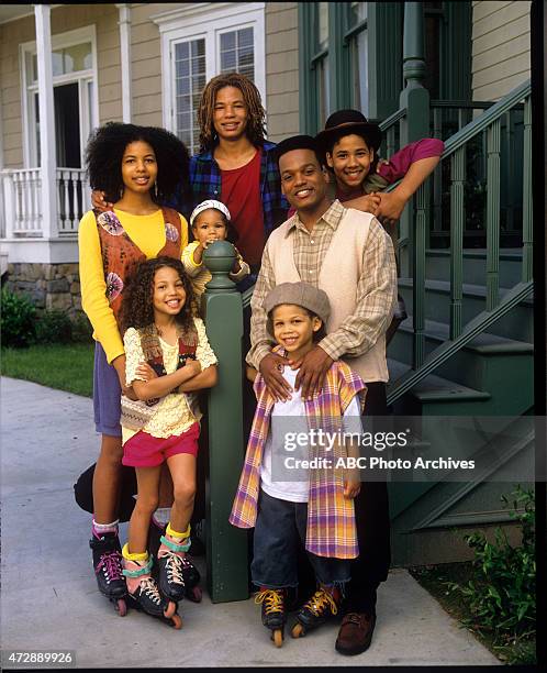 Cast Gallery - Shoot Date: April 6, 1994. L-R: JURNEE SMOLLETT;JAZZ SMOLLETT;JOCQUI SMOLLETT;JOJO SMOLLETT;JAKE SMOLLETT;RALPH LOUIS HARRIS;JUSSIE...