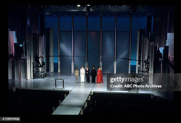 Show Coverage - Airdate: April 14, 1969. L-R: NATALIE WOOD, INGRID BERGMAN, JANE FONDA, DIAHANN CARROLL AND ROSALIND RUSSELL, PRESENTERS BEST DIRECTOR