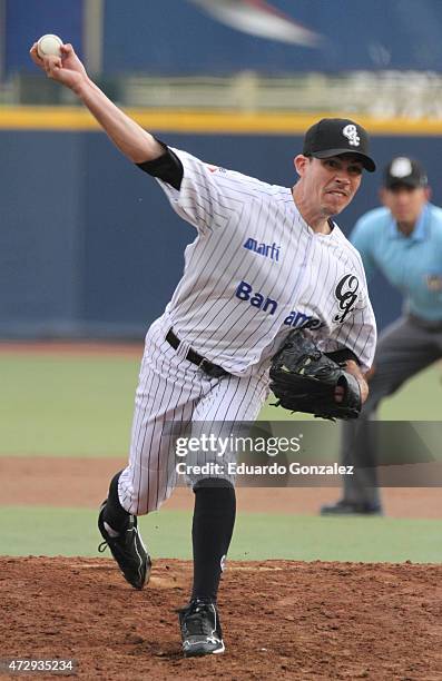 Hector Sánchez of Guerreros de Oaxaca delivers a pitch during a match between Pericos de Puebla and Guerreros de Oaxaca as part of Mexican Baseball...