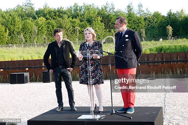 Contemporary Artist and Sculptor of fountains of the "Bosquet du Theatre d'eau", Jean-Michel Othoniel, President of the Versailles Castle, Catherine...