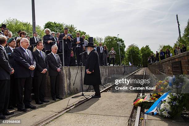 Israeli President Reuven Rivlin attends a ceremony before laying a commemorative wreath at the ceremony at the Gleis 17 memorial on May 11, 2015 in...