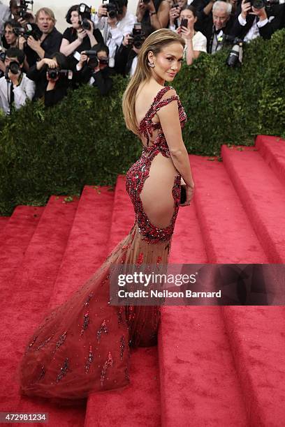 Jennifer Lopez attends the "China: Through The Looking Glass" Costume Institute Benefit Gala at the Metropolitan Museum of Art on May 4, 2015 in New...