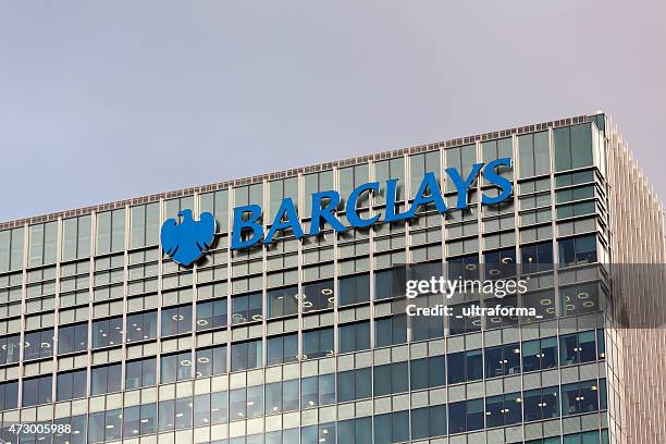 barclays sede en londres - barclays brand name fotografías e imágenes de stock