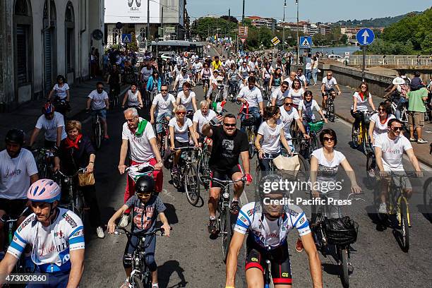 People join the cycle parade on the occasion of the 70th anniversary of the liberation of Italy from Nazi occupation and from the fascist regime, a...