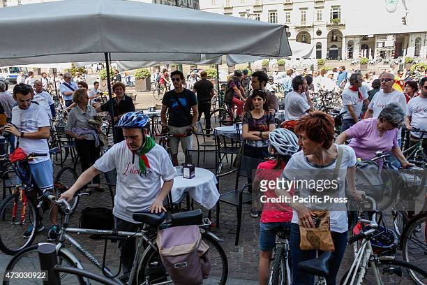 Final preparations before the start of all bikes. People join the cycle parade on the occasion of the 70th anniversary of the liberation of Italy...