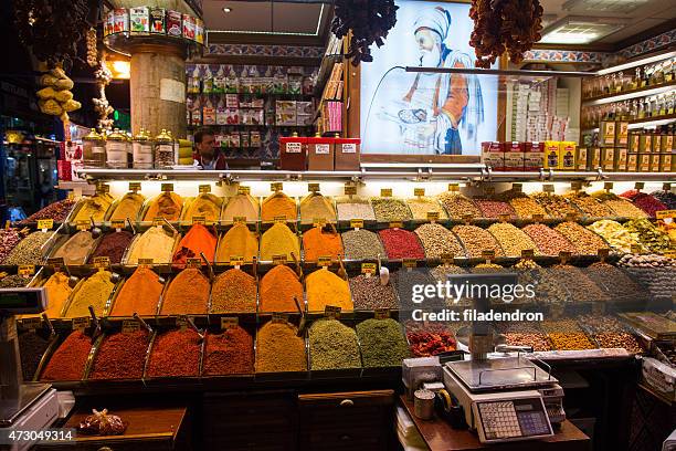 spice bazaar, istanbul - spice store stock pictures, royalty-free photos & images