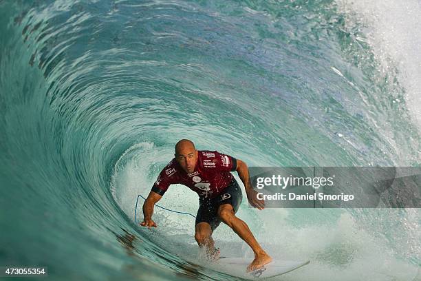 Kelly Slater of the United States of America surfs during his Round 1 heat at the Oi Rio Pro on May 12, 2015 in Rio de Janeiro, Brazil.