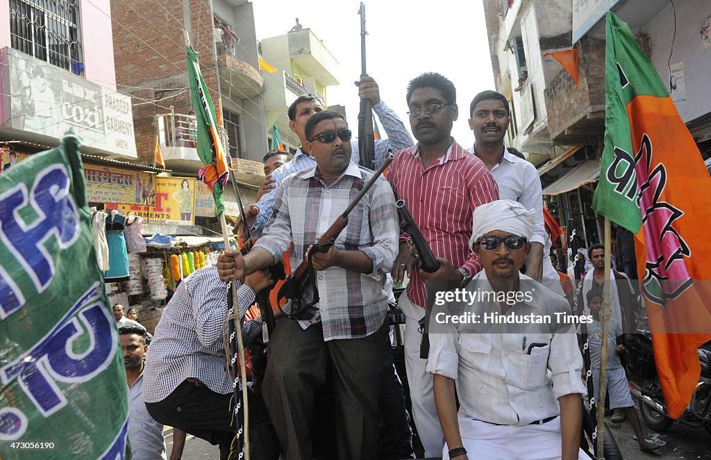 HRD Minister Smriti Irani In Rahul Gandhi's Parliamentary Constituency Amethi