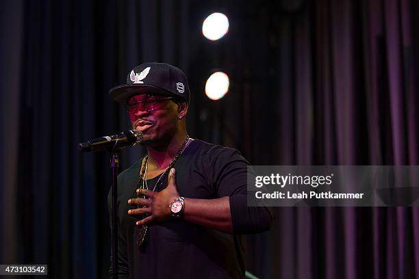Ne Yo Performance 171 7th Annual We Write The Songs Concert Stock Photos, High-Res ...