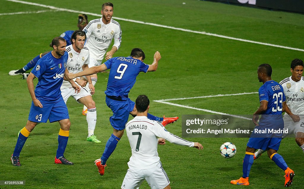 Real Madrid CF v Juventus  - UEFA Champions League Semi Final