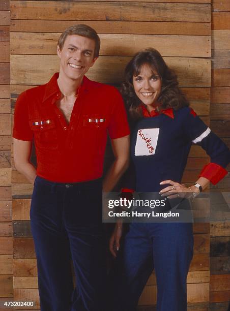 Singers Carpenters poses for a portrait in 1977 in Los Angeles, California.