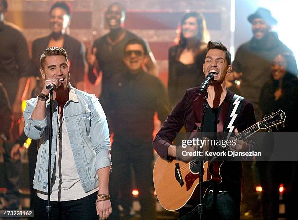 Finalist Nick Fradiani and singer/songwriter Andy Grammer perform onstage during "American Idol" XIV Grand Finale at Dolby Theatre on May 13, 2015 in...