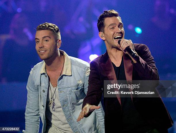 Finalist Nick Fradiani and singer/songwriter Andy Grammer perform onstage during "American Idol" XIV Grand Finale at Dolby Theatre on May 13, 2015 in...