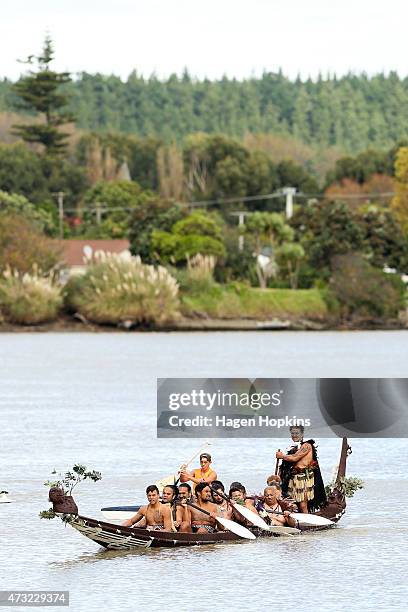 Prince Harry paddles a waka on the Whanganui River during a visit to Putiki Marae on May 14, 2015 in Wanganui, New Zealand. Prince Harry is in New...