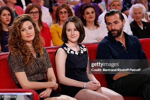 Anna Lemarchand Photos Et Images De Collection Getty Images anna-lemarchand-photos-et-images-de-collection-getty-images